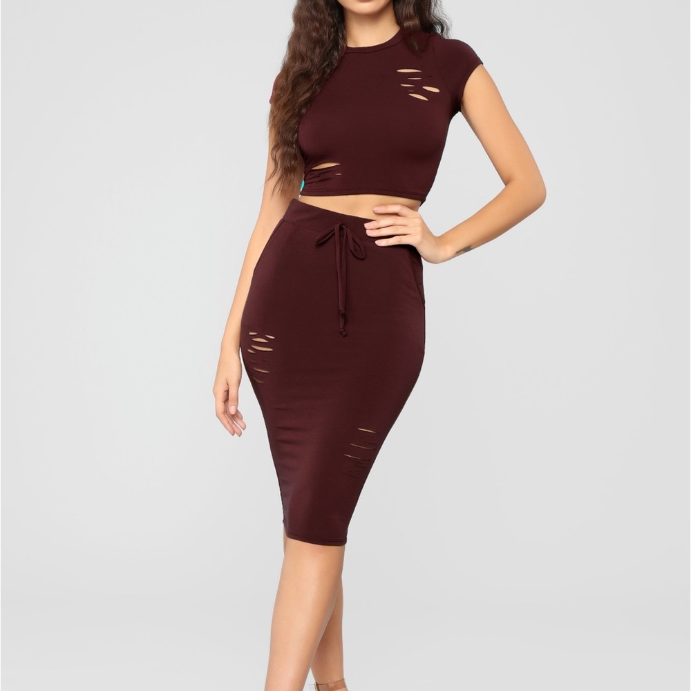 Fashion Nova set a skirt and a crop top New with tags